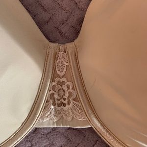 Vanity Fair Size 40dd underwire